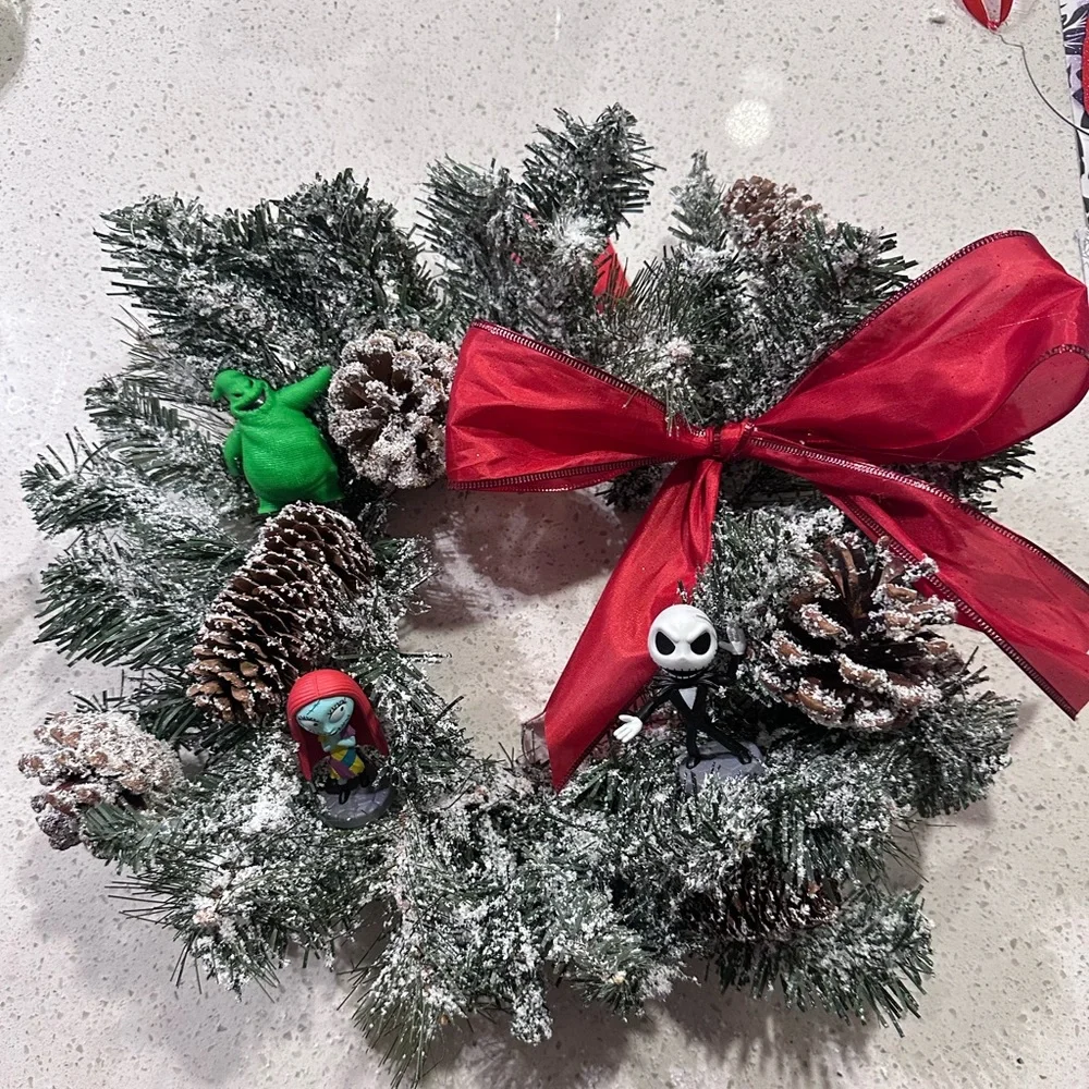 NWT Disney Nightmare Before Christmas Inspired Holiday 12in Christmas Wreath